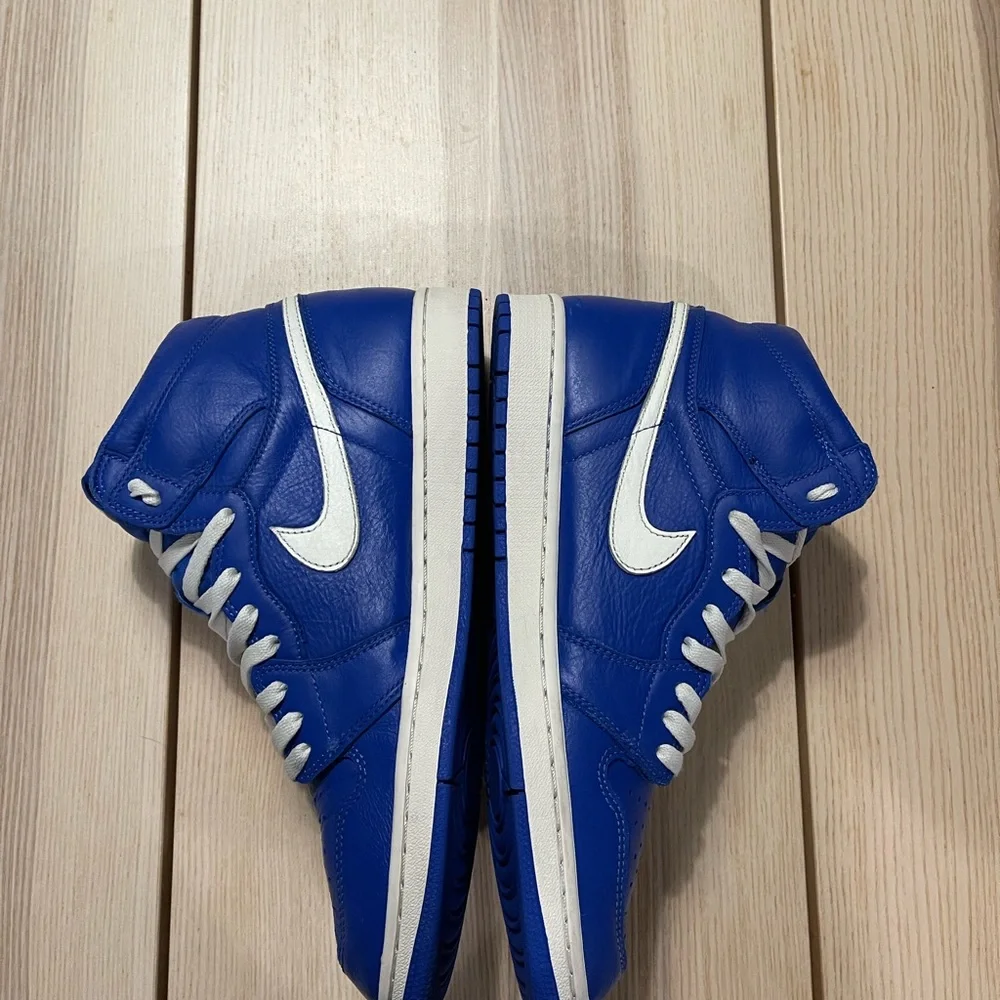 Nike Air Jordan 1 Retro High OG “Hyper Royal” Shoes 555088-401‎ Size 11.5